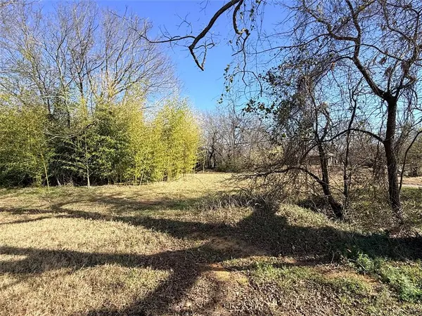 501 W Walker Street, Denison, TX 75020
