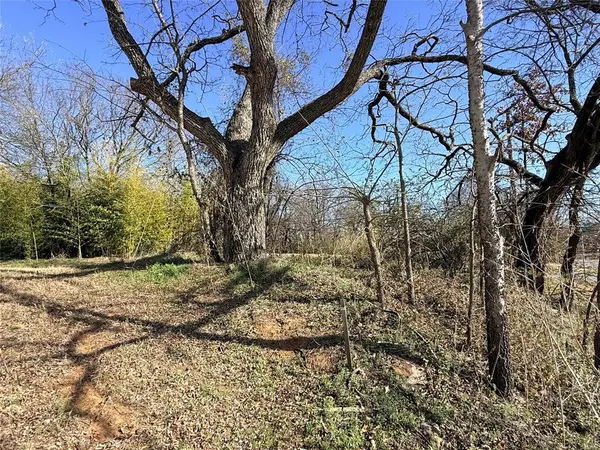 501 W Walker Street, Denison, TX 75020