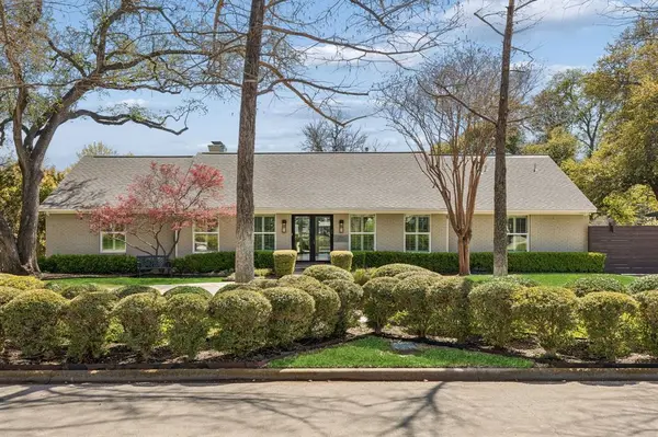 7032 Lavendale Avenue, Dallas, TX 75230