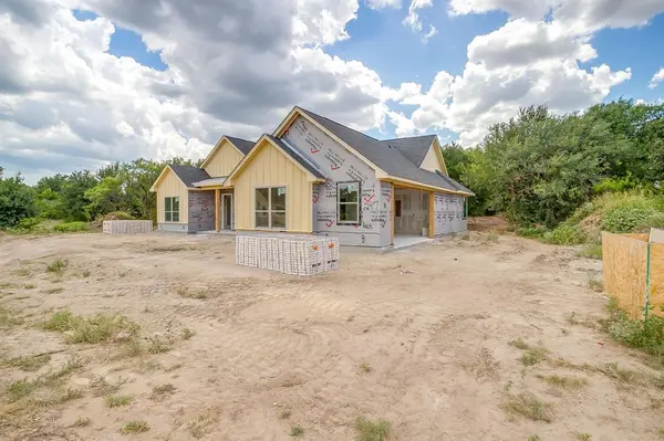 247 Jimmy Lane, Millsap, TX 76066