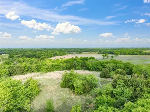 4788 Fm 513 S, Lone Oak, TX 75453
