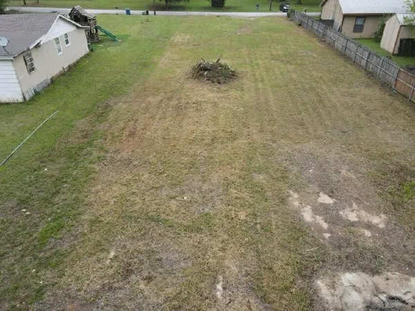 406 Maple Street, Aubrey, TX 76227