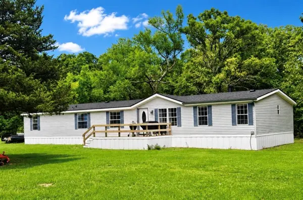 200 Private Road 5828, Fruitvale, TX 75127