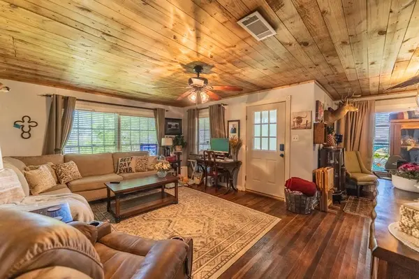 502 Davis Street S, Sulphur Springs, TX 75482