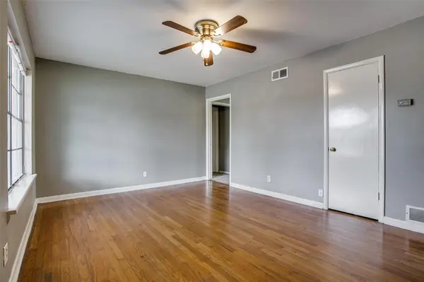 404 Valley Drive, Rockwall, TX 75087