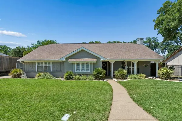 2605 Collard Road, Arlington, TX 76017