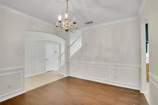 1107 Eastbrook Drive, Glenn Heights, TX 75154