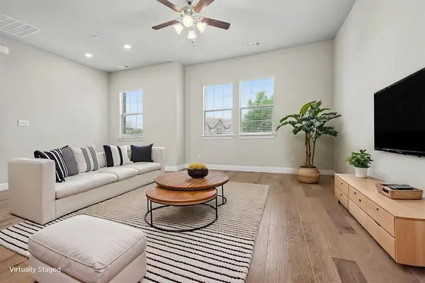 315 Ferndale Street, Lewisville, TX 75056