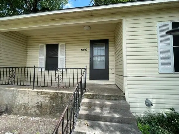 845 Rumfield Road, White Settlement, TX 76108