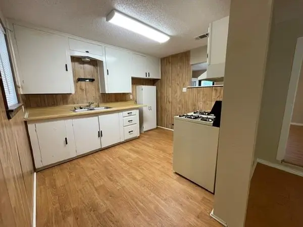 845 Rumfield Road, White Settlement, TX 76108
