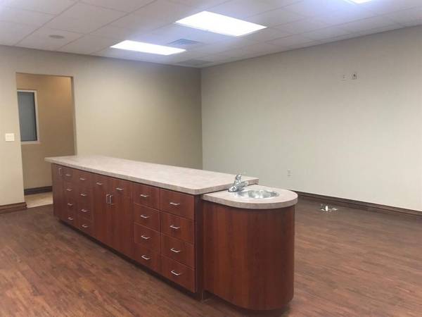 2567 Valley View Lane, Farmers Branch, TX 75234