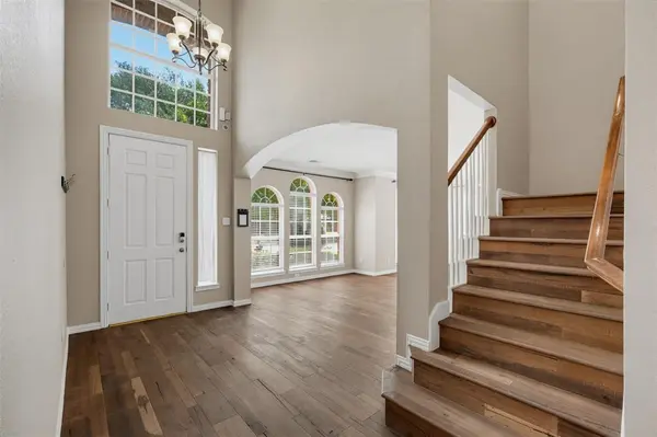 2421 Hunters Run, Flower Mound, TX 75028