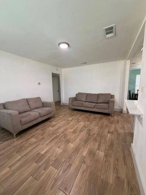 6836 Western Hills Drive, Dallas, TX 75217