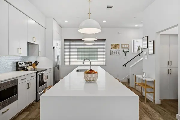 5018 Bryan Street #203, Dallas, TX 75206