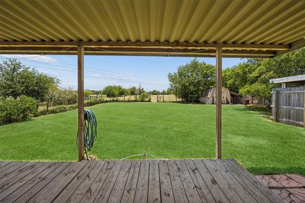 5701 Spring Street, Alvarado, TX 76009