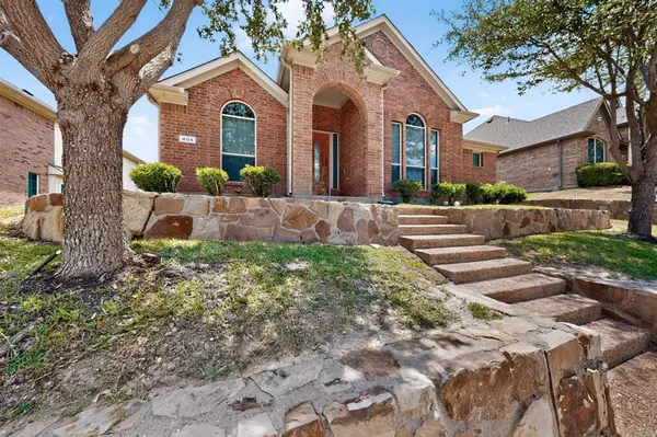 404 Castle Street, Desoto, TX 75115