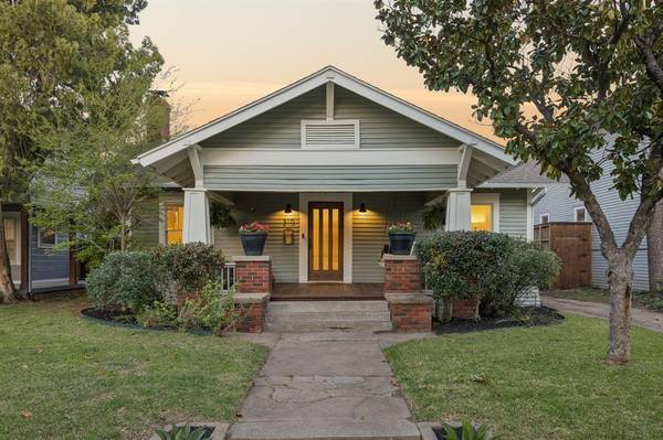 310 N Montclair Avenue, Dallas, TX 75208