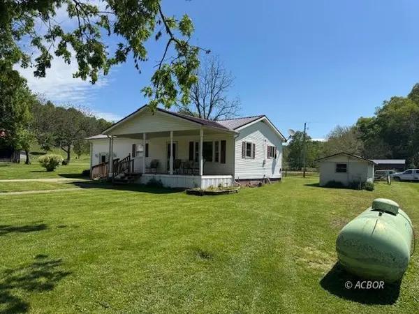 1849 Peters branch rd, Crown City, OH 45623