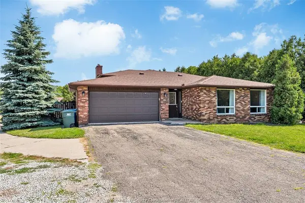 1114 COUNTY RD 22, Lakeshore, ON N0R 1A0
