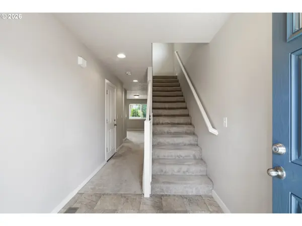 5922 NE 71ST AVE, Vancouver, WA 98661