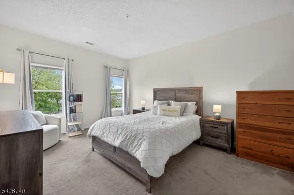 919 Burgundy Way #919, Wayne Twp., NJ 07470