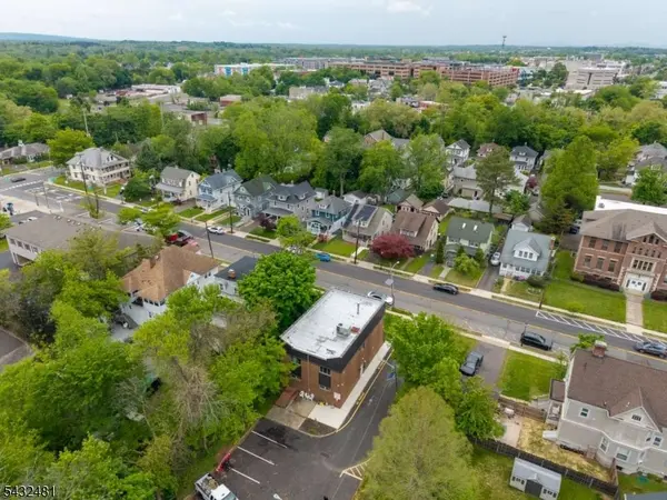 38 N Gaston Ave, Somerville Boro, NJ 08876