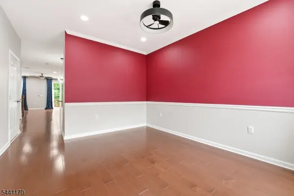 105 Pearce Ln, South Brunswick Twp., NJ 08852
