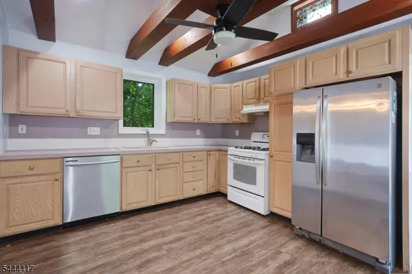 340 3Rd Ave, Bellmawr Boro, NJ 08031