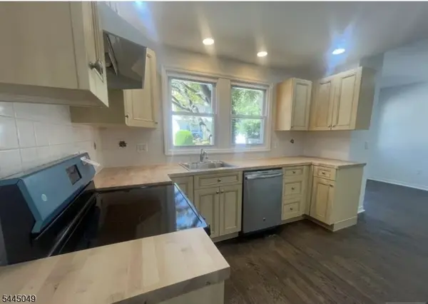 298 Farrant Ter #1, Teaneck Twp., NJ 07666
