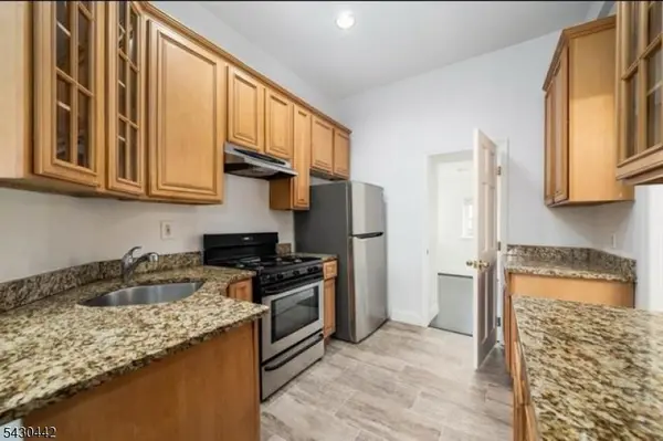 75 Palisade Ave, Jersey City, NJ 07306