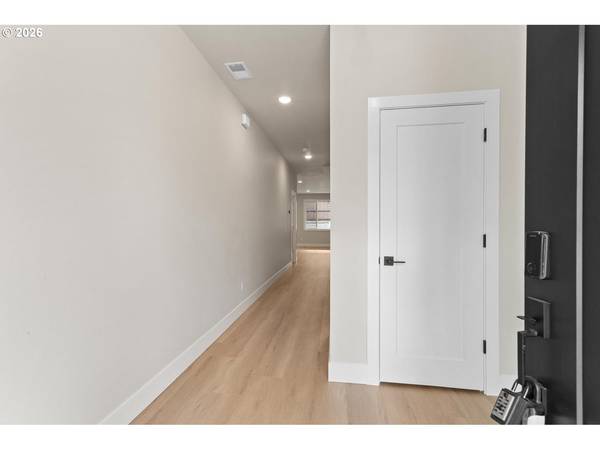 7236 SW WINDFLOWER ST, Wilsonville, OR 97070