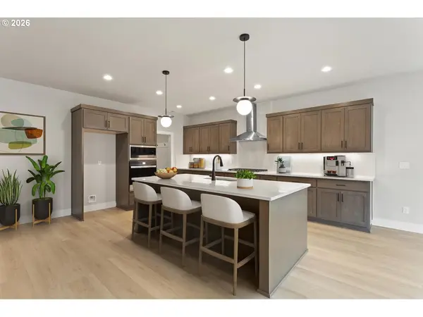 7236 SW WINDFLOWER ST, Wilsonville, OR 97070