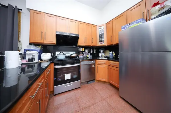 462 52nd ST #2D, Brooklyn, NY 11220