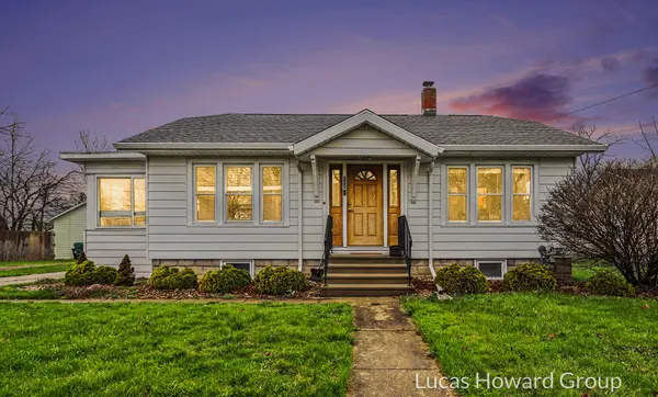 116 N Douglas AVE, Three Rivers City, MI 49093