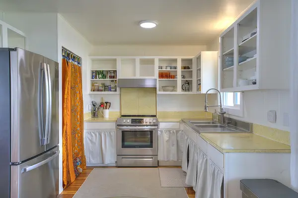 2354 OKA ST, Kilauea, HI 96754