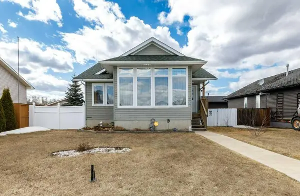 6 Fawn Meadows DR, Delburne, AB T0M 0V0