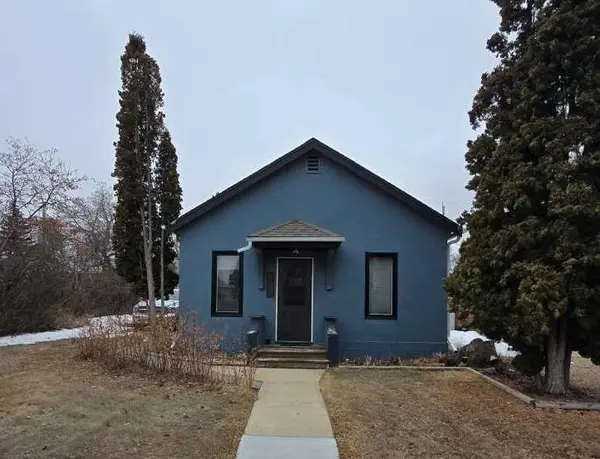5013 49 ST,  Sedgewick,  AB T0B 4C0