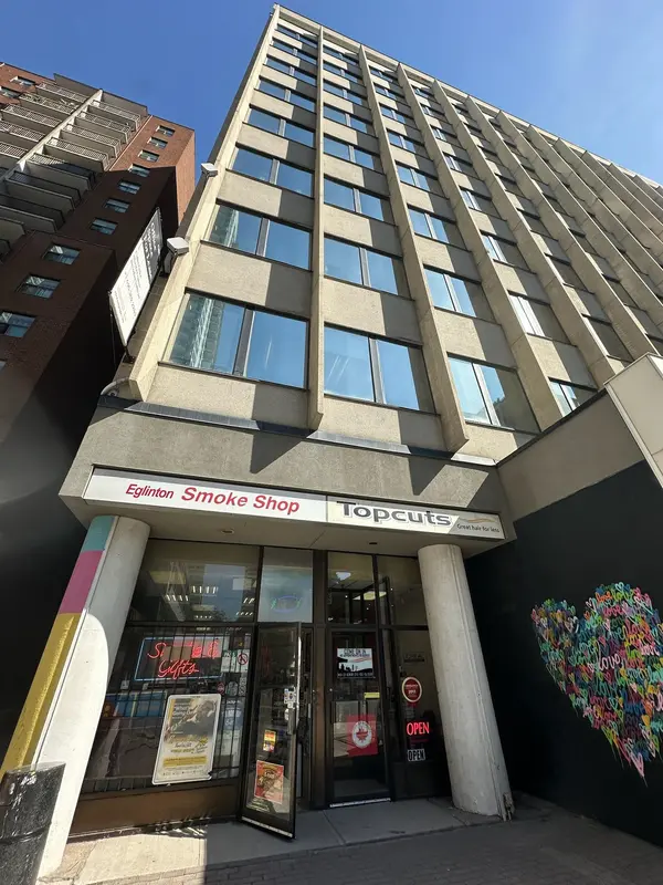 150 Eglinton AVE E #1, Toronto C10, ON M4P 1E8