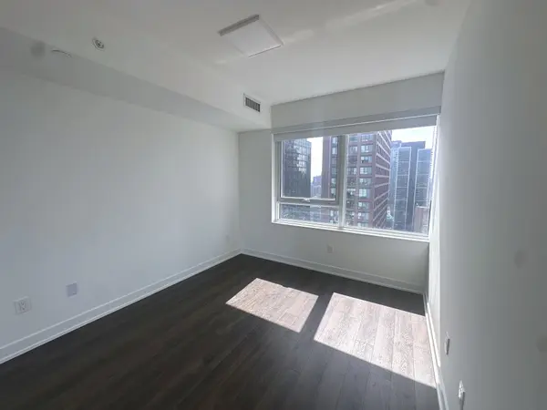 609 Sherbourne ST #3004, Toronto C08, ON M4X 0A4