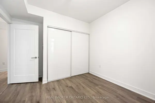 575 Bloor ST E #3406, Toronto C08, ON M5W 0B2
