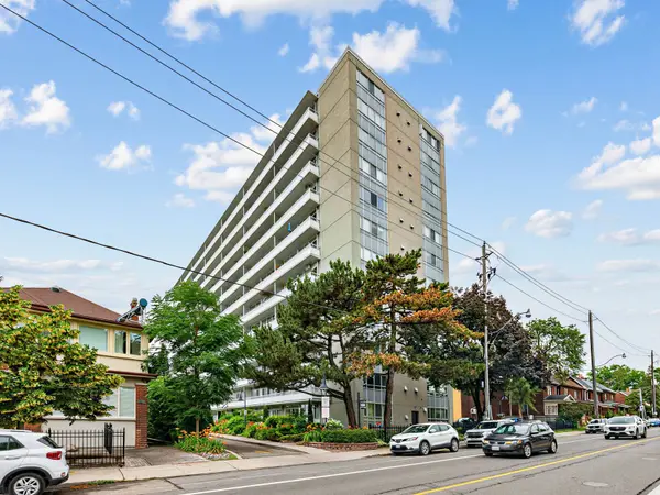 580 Christie ST #302, Toronto C02, ON M6G 3E3