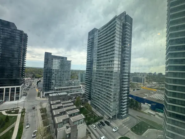115 McMahon DR #1603, Toronto C15, ON M2K 0E3