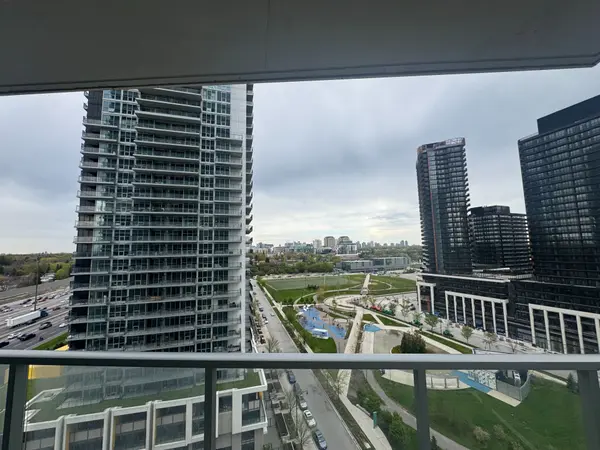 115 McMahon DR #1603, Toronto C15, ON M2K 0E3