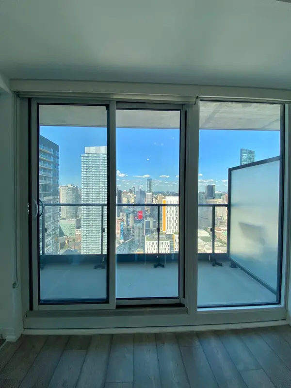 251 Jarvis ST #4006, Toronto C08, ON M5B 0C3