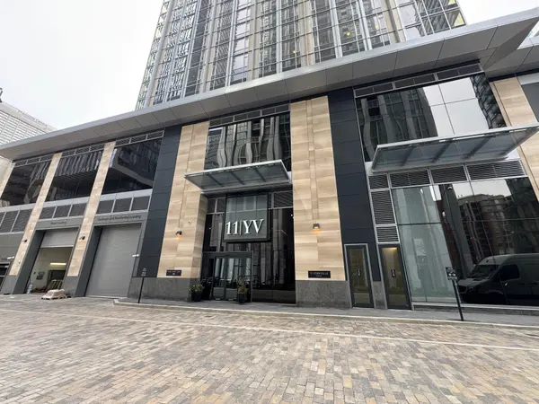 11 Yorkville AVE #4001, Toronto C02, ON M4W 1L2
