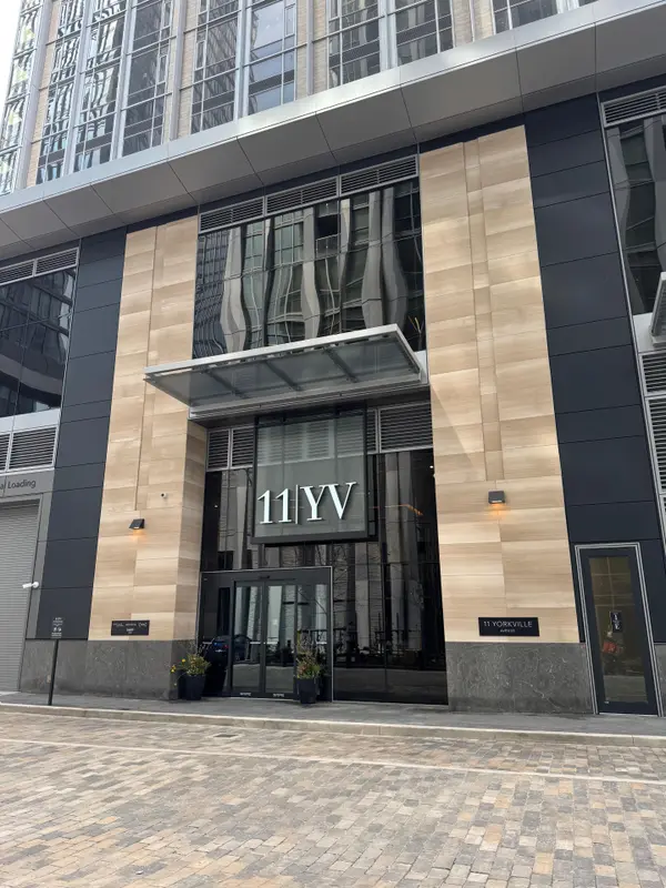 11 Yorkville AVE #4001, Toronto C02, ON M4W 1L2