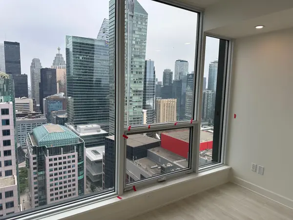 15 Mercer ST #3207, Toronto C01, ON M5V 1H2