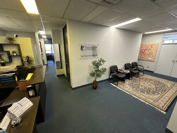 15 Gervais DR #605A/606, Toronto C13, ON M3C 1Y8