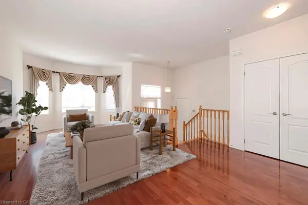 802 Coldstream DR, Oshawa, ON L1K 2Z3