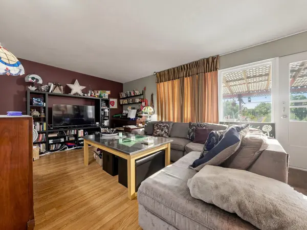 14 Rosswood CRES, Toronto E09, ON M1P 3N2